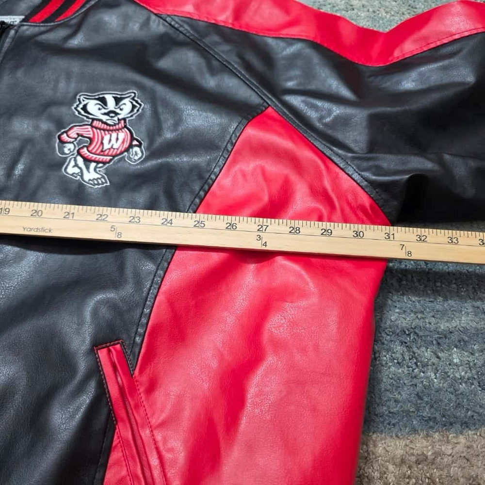 Vintage Wisconsin Badgers Steve & Barry’s FAUX Leather Jacket NCAA Men’s XXL - Picture 8 of 9